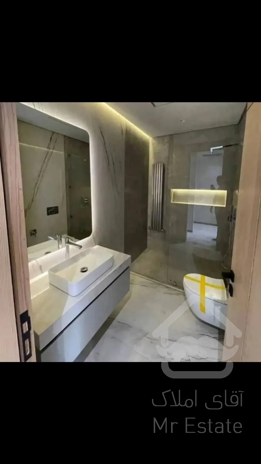 ملک نوساز تک واحدی سه طبقه یکجا با سند تک برگ