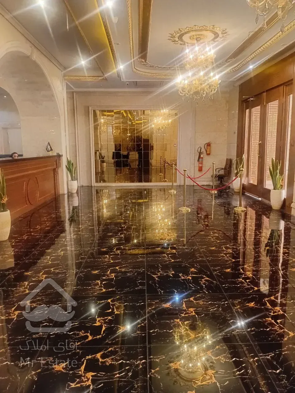 پیش فروش واحد 116 متر رونیکاپالاس لاله