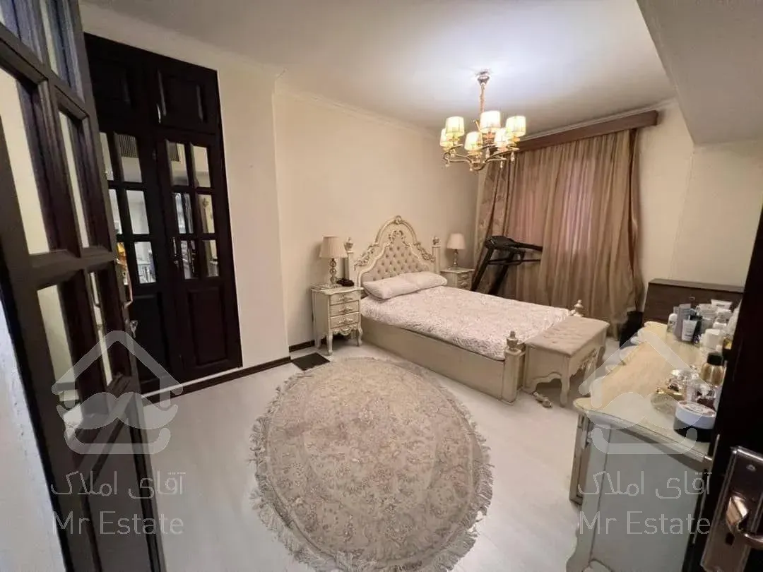 خرید آپارتمان 243 متری در نیاوران