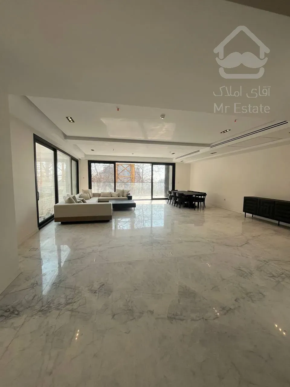 خرید آپارتمان 280 متری 3 خواب در نیاوران مدرن و نوساز