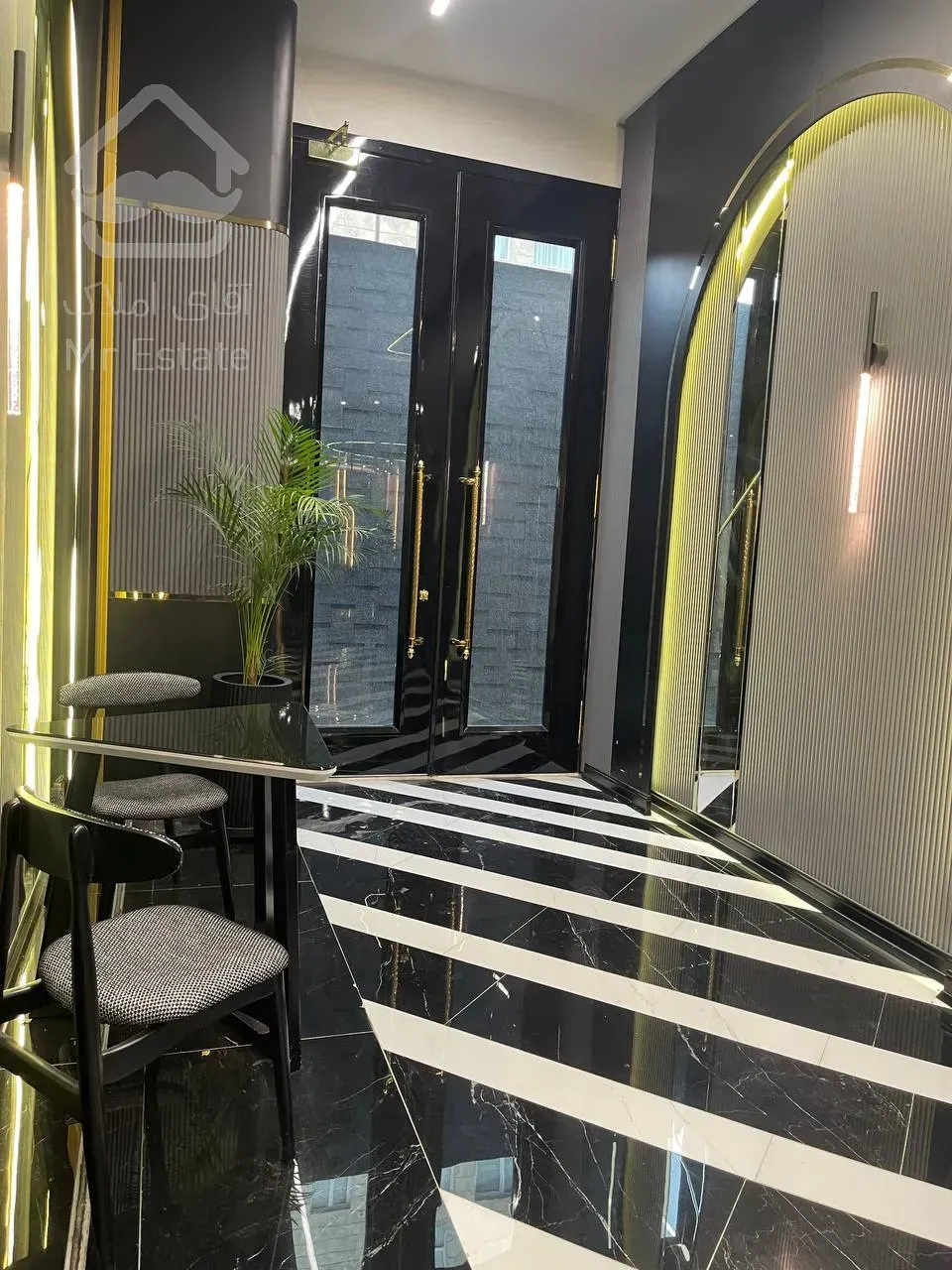 فروش آپارتمان 139 متری لاکچری سه خواب در رونیکا پالاس بهار