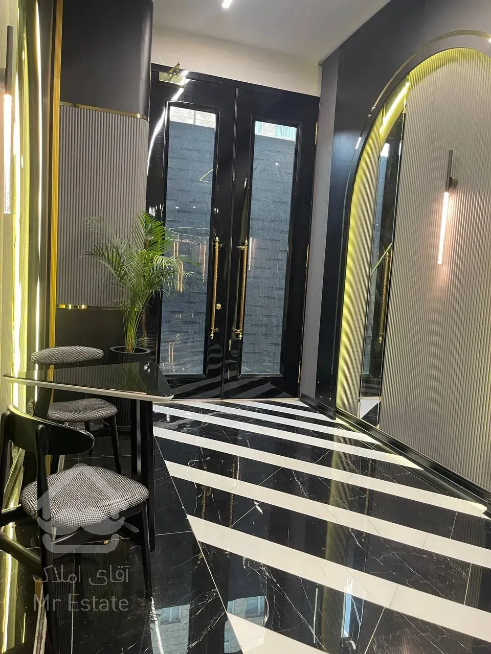 فروش آپارتمان 148 متری لوکس سه خواب