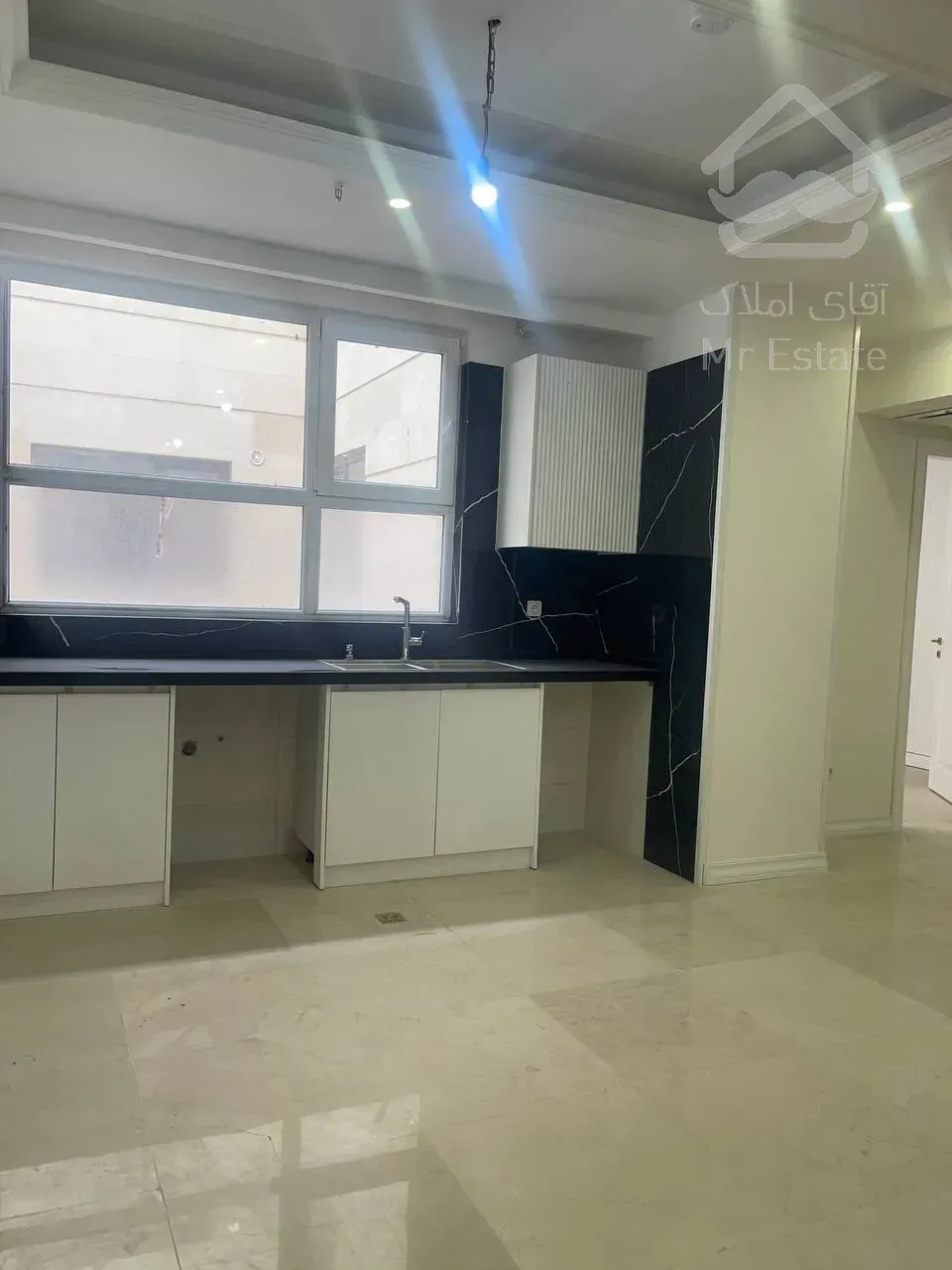 پیش فروش واحد مسکونی در آبشار تهران / پروژه حاج رحیم قربانی/در مرتفع ترین ویو