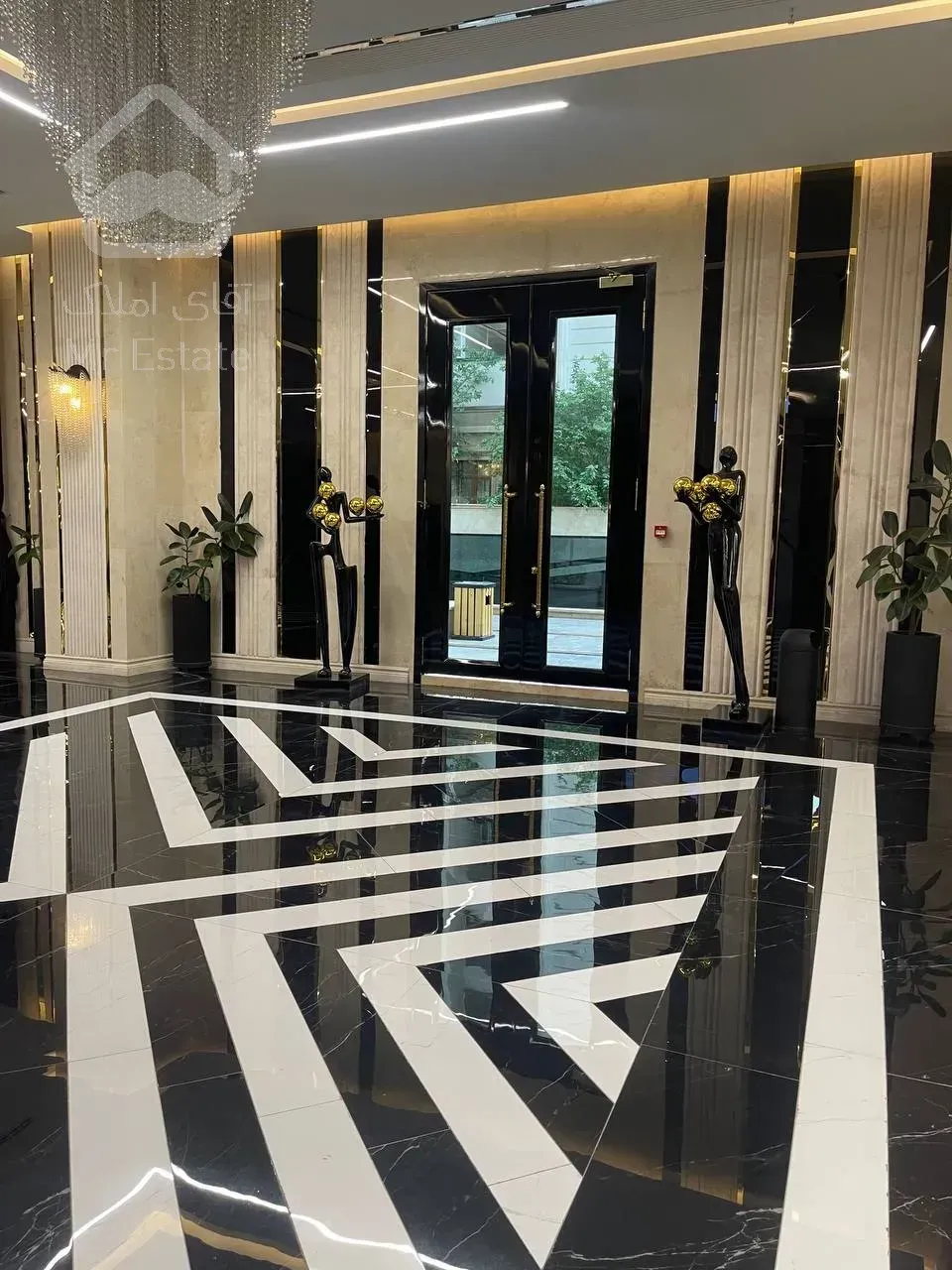 فروش آپارتمان 119 متری لوکس دو خواب در رونیکا پالاس کوهک