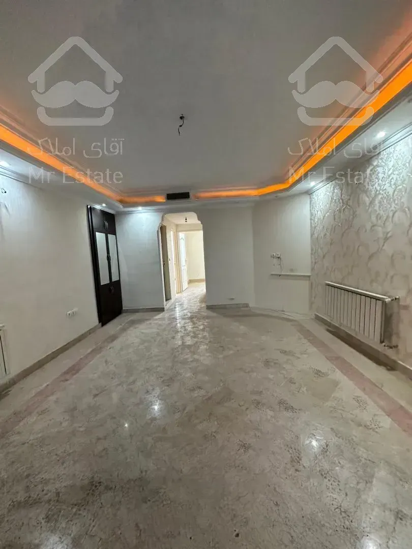 ۷۵ متر فول امکانات رو به آفتاب در سازمان برنامه