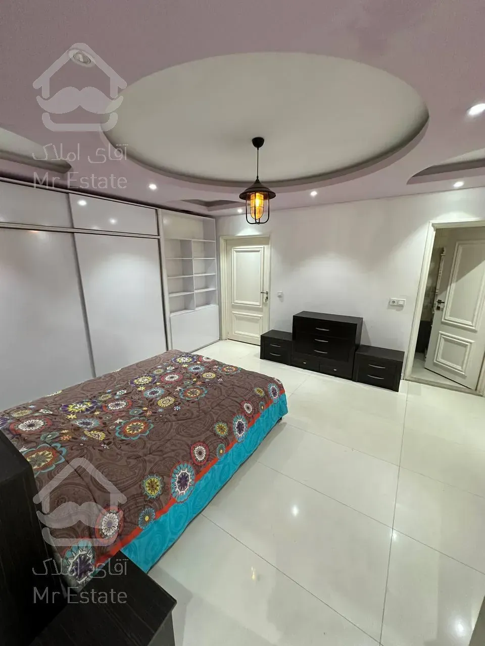 ویلا تریبلکس شهرکی/فول فرنیش/نزدیک به ساحل