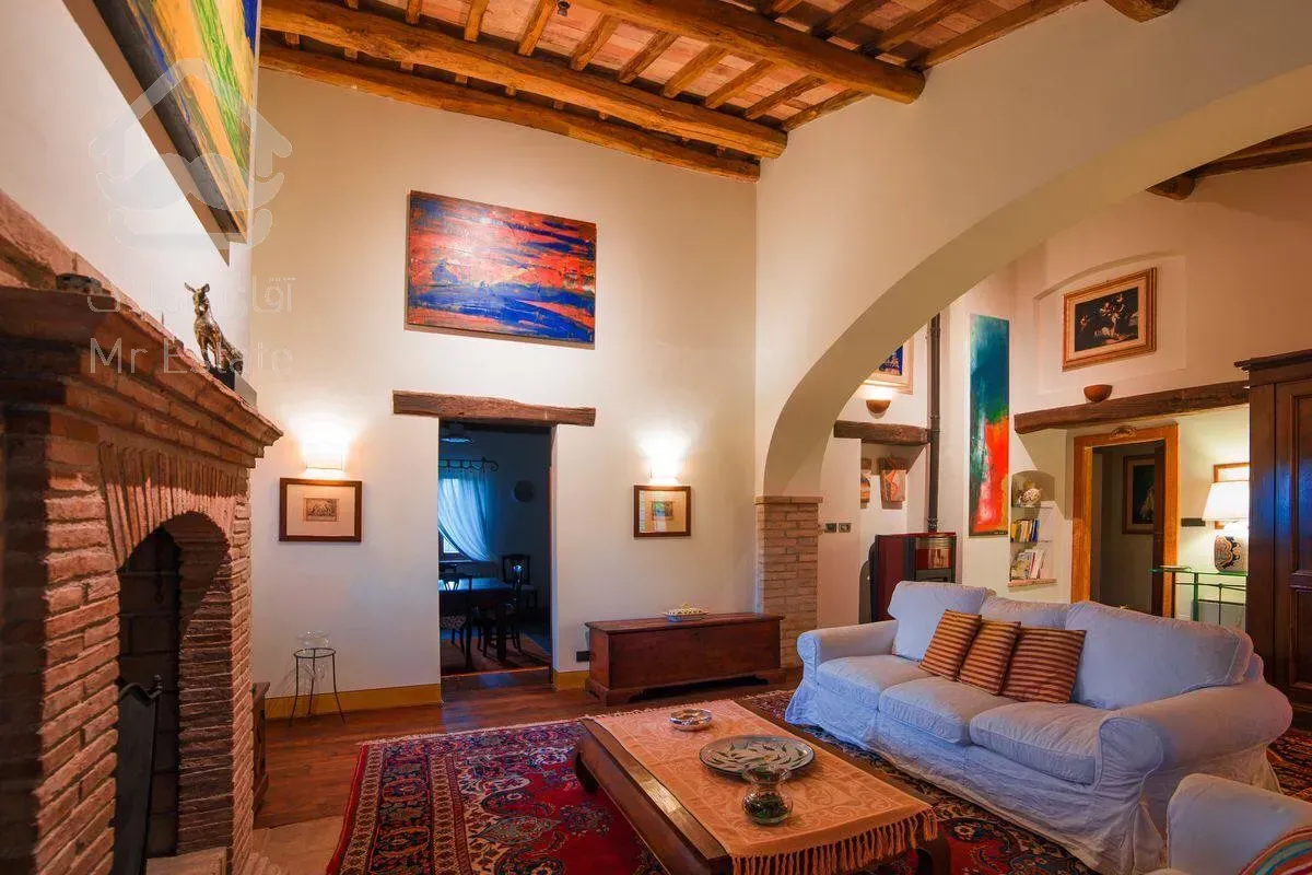 خرید کلنگی ویلایی 560 متری لاکچری در نیاوران