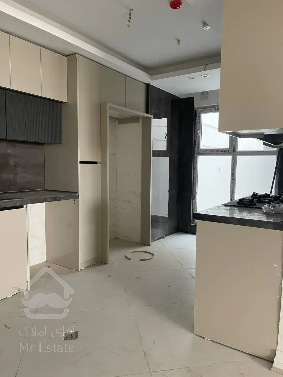 109 متری دو خوابه در رونیکا پالاس کوهک ،( کلید واحد را دریافت کنید ، بعد اقساط بپردازید )