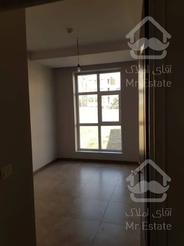 ۱۳۵ متری شاهین شمالی فول استخر سونا جکوزی سالن ورزش سالن تشریفات لابی لابی من فضای سبز و