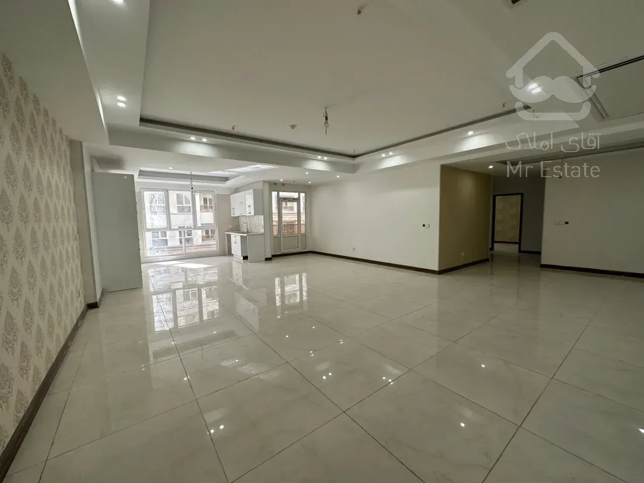 فروش واحد 194 متری 3 خواب در پاسداران