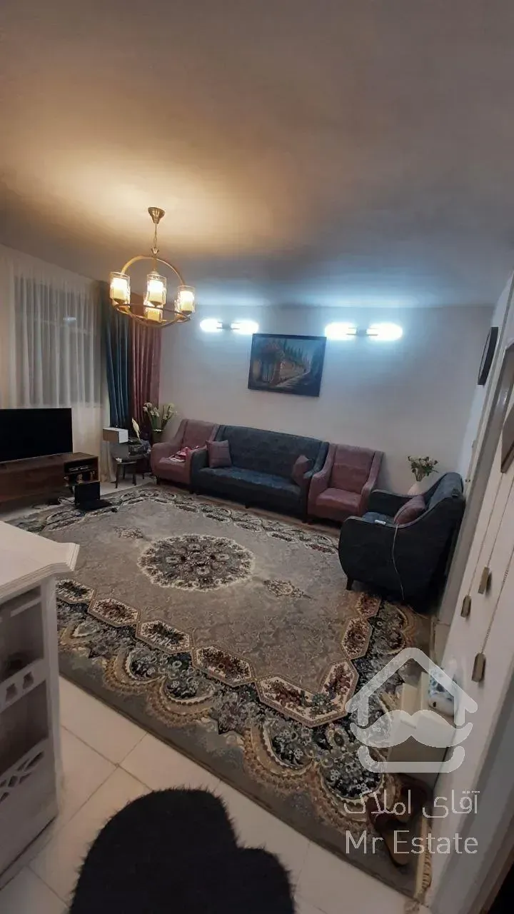 آپارتمان 70 متری در شهید هنرور