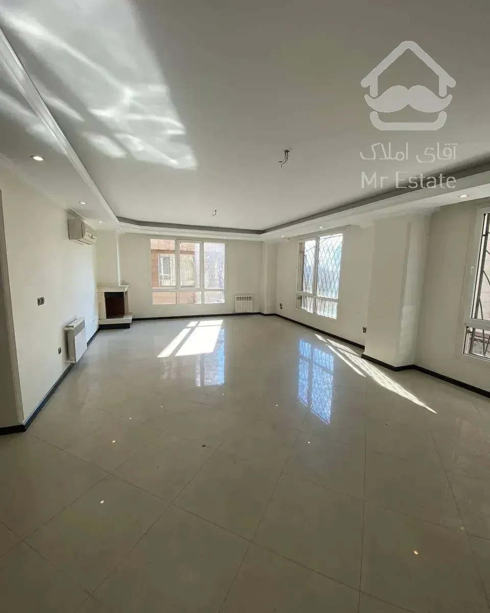 120متر/چیتگر/سندتکبرگ/متریال درجه1/نورپردازی/فول اکانات