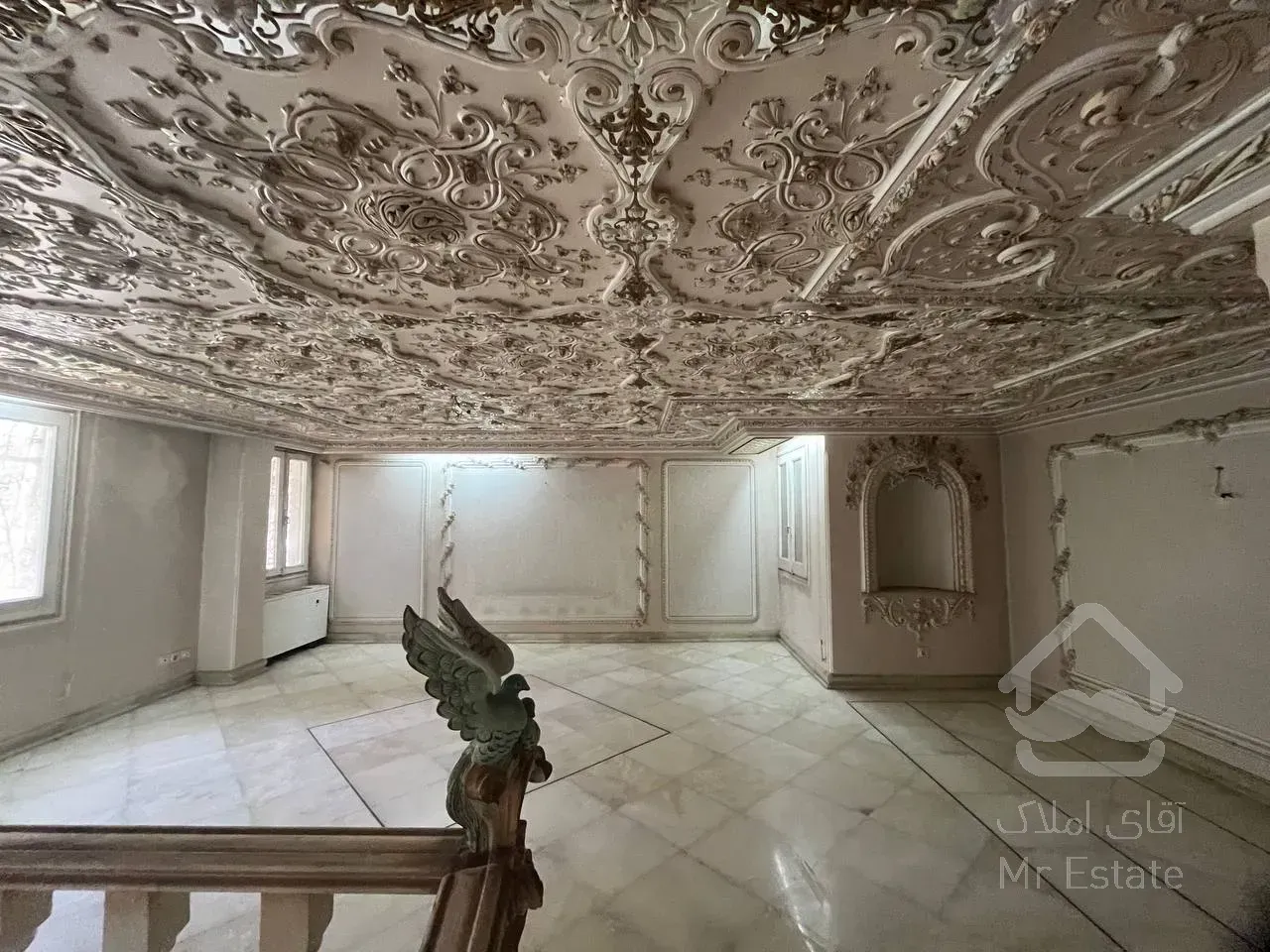 خرید کلنگی ویلایی 530 متری با بر 50 نیاوران اکازیون