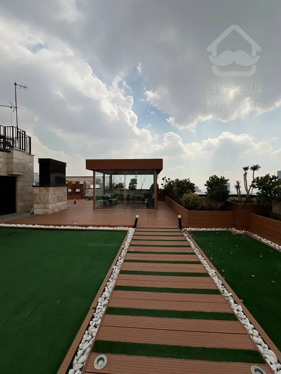 پیش فروش 125متررونیکا پالاس دردشت ب امکانات فول هتلینگ در شرق تهران