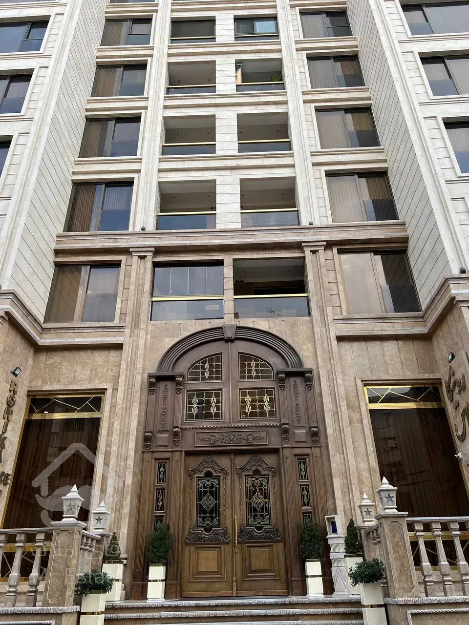 پیش خرید مسکونی در سوهانک/230متر /3خواب/ویودار و خوش نقشه/تحویل 2ساله