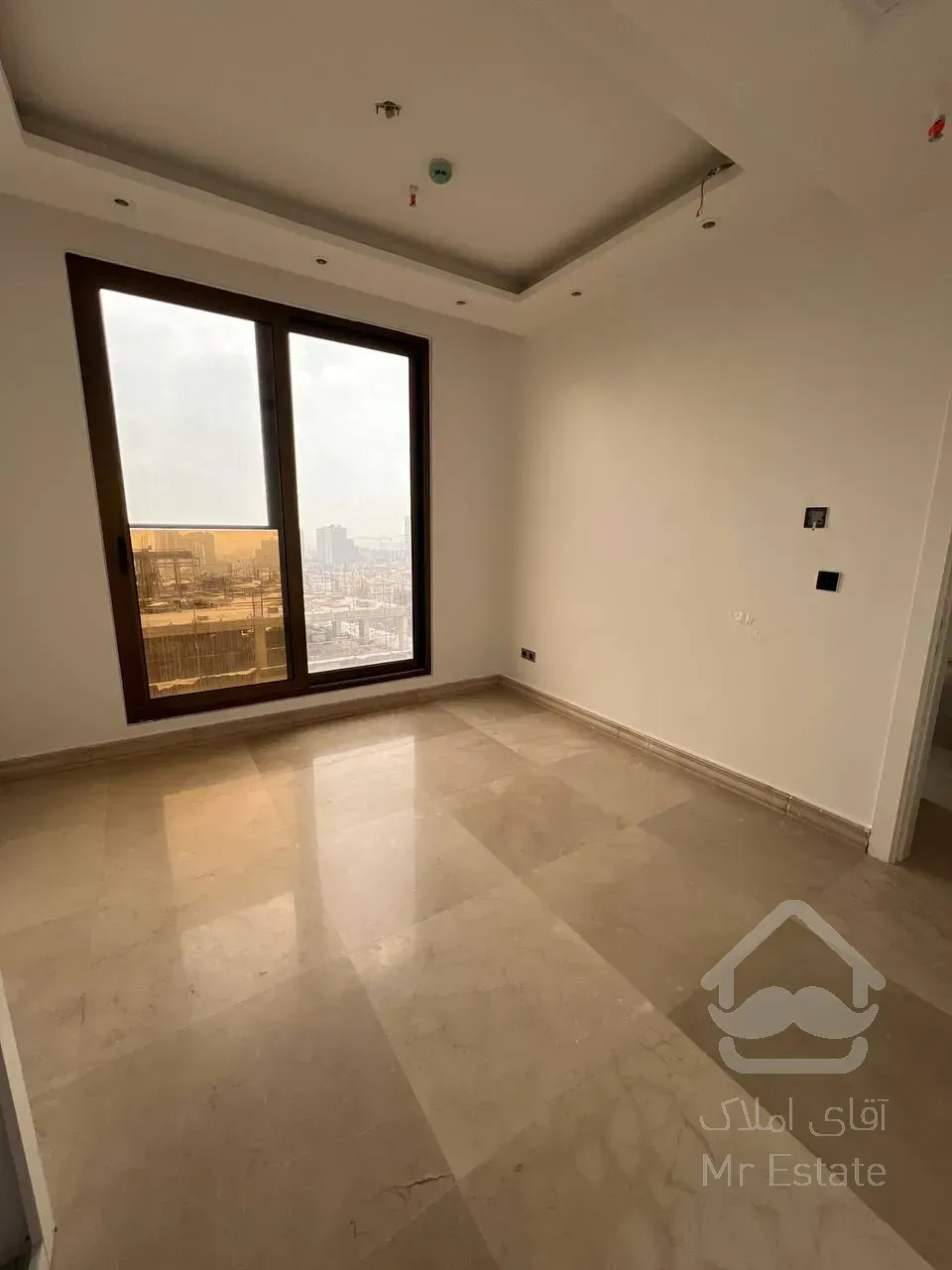 پیش فروش 100 متر رونیکا پالاس نیایش /فول امکانات با بهترین متریال