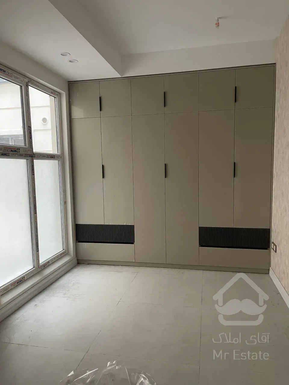 پیش فروش واحد مسکونی  دو خوابه در پروژه 1200 واحدی در غرب تهران