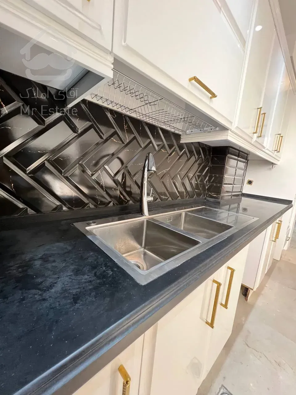 پیش فروش 125 متر رونیکا پالاس دردشت با امکانات فوق العاده در قلب شهر