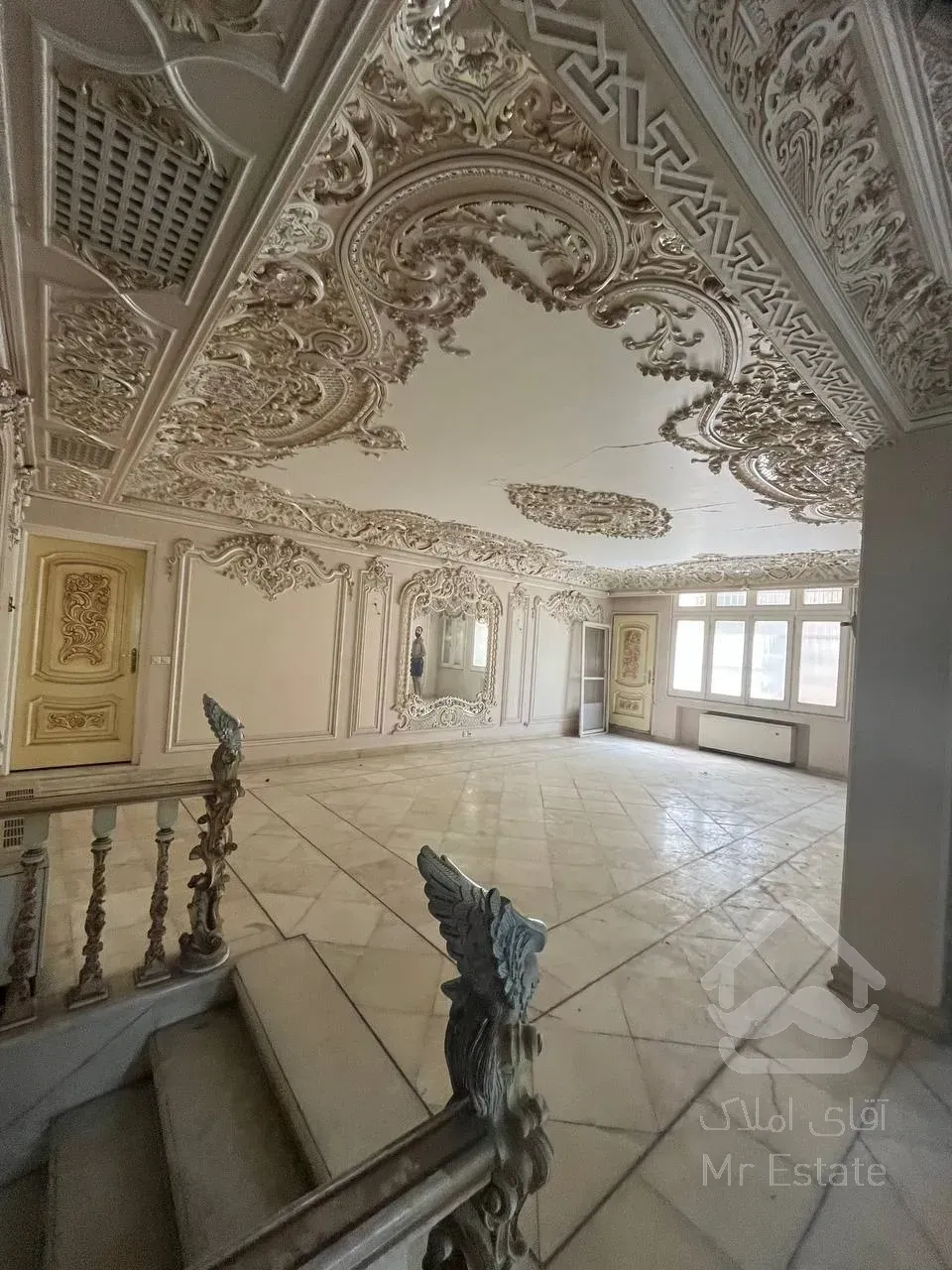 فروش کلنگی ویلایی 530 متری با بر 50 نیاوران اکازیون