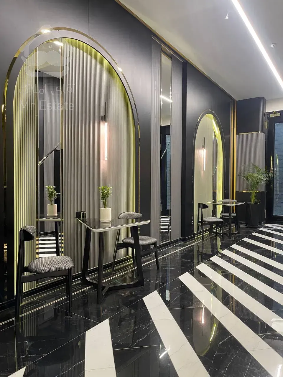 پیش فروش واحد 125 متر مدرن رونیکاپالاس دردشت