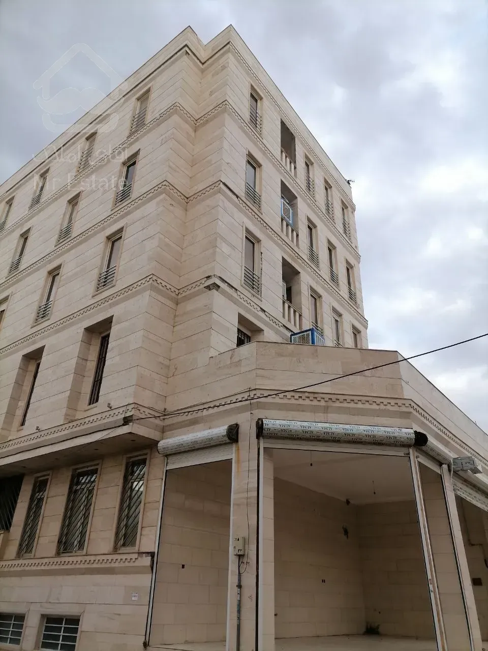 آپارتمان ۷۲ متری پیشوا شهرک نقش جهان لای ۲