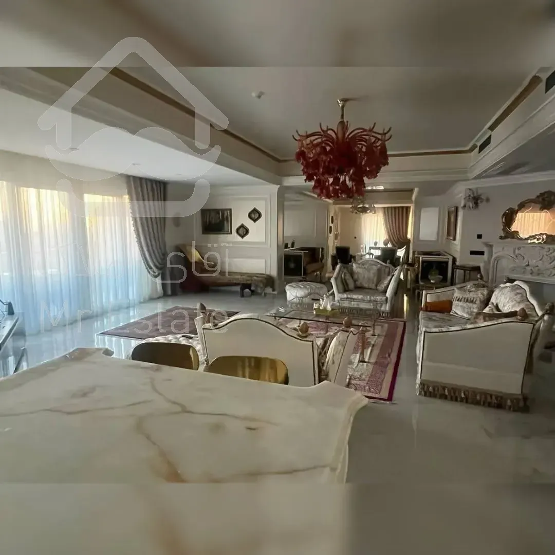 خرید کلنگی 540 متری با جواز در نیاوران زیر قیمت