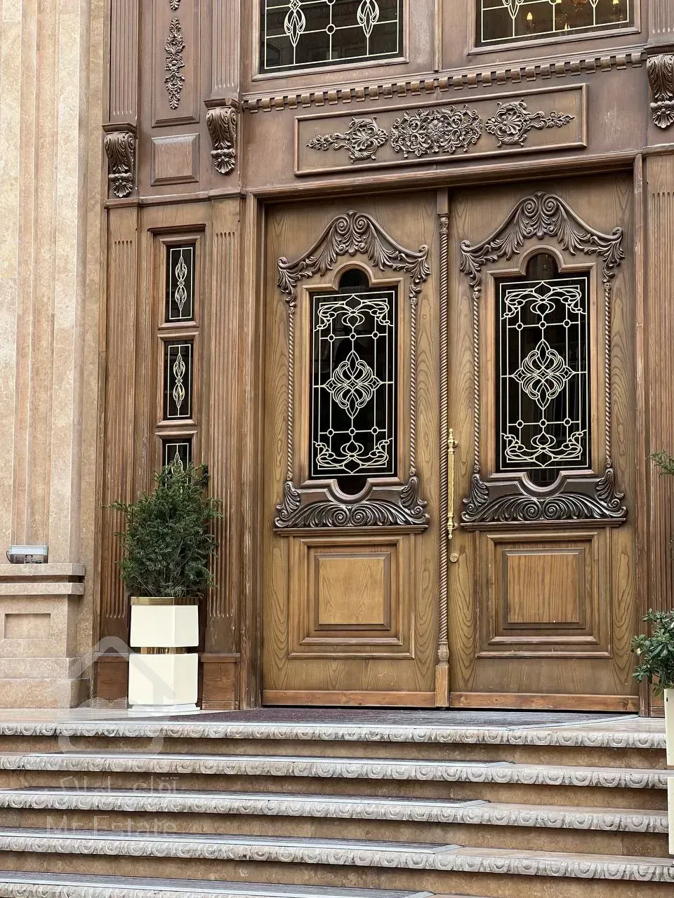 پیش فروش 129 متری در رونیکا پالاس  دردشت ، فضایی برای شادی و آرامش شما