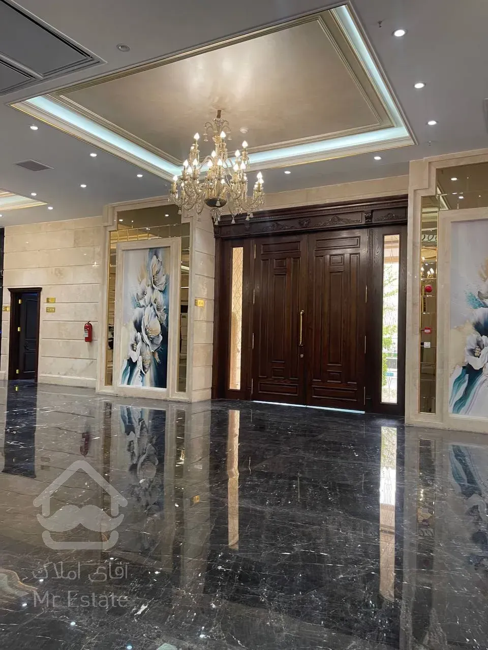 پیش فروش 82 متر رونیکا پلاس نیایش با متریال درجه یک