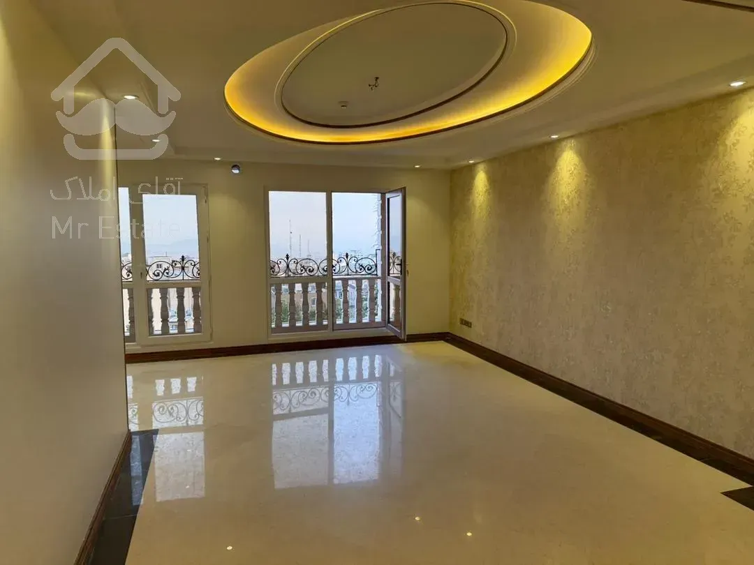 ۱۶۰ متر آپارتمان .فرمانیه دیباجی شمالی زیر قیمت