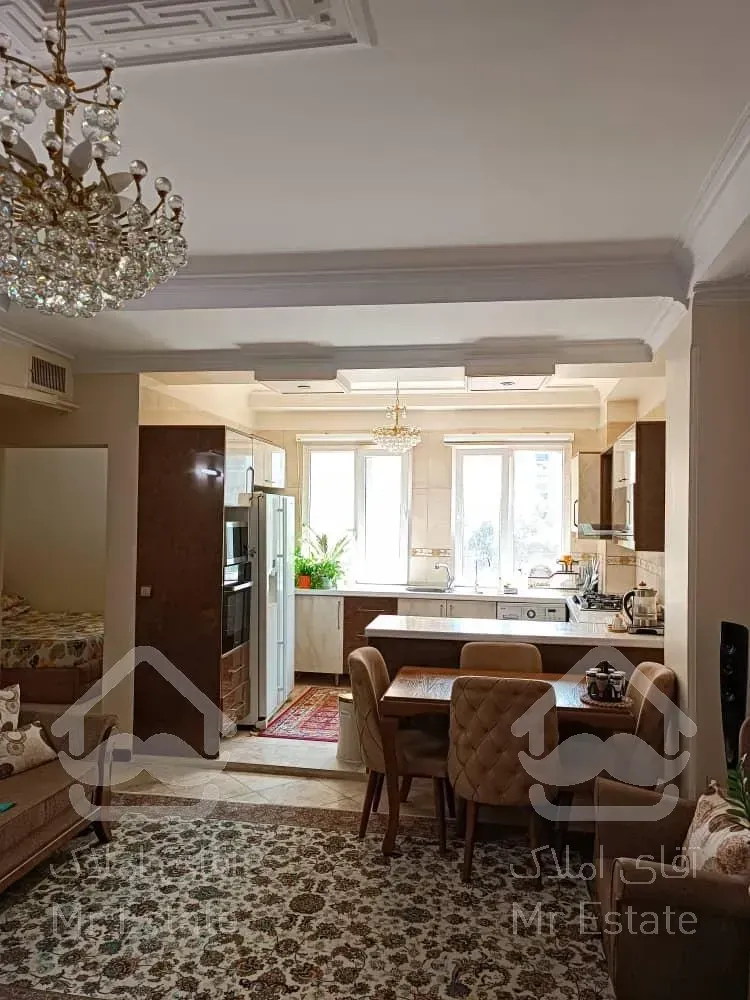 ۷۵ متر فول امکانات رو به آفتاب در سازمان برنامه