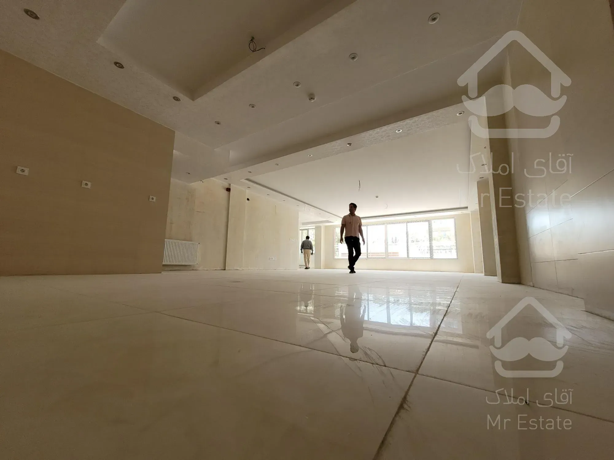 ناژوان / ۱۳۰متری / ۳خواب / طبقه۲ / پول لازم