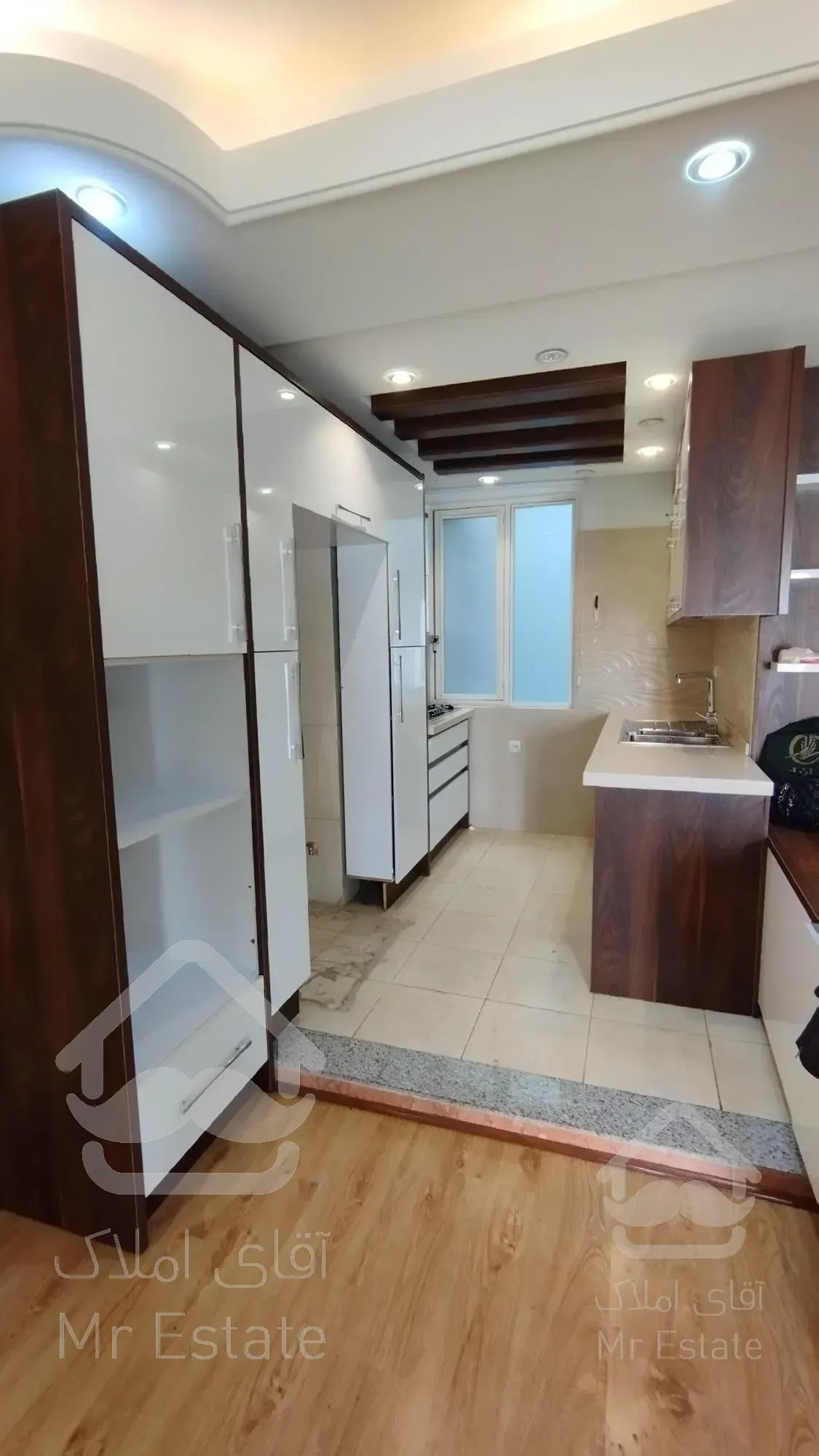 ۸۰متر/روبه جنوب/بسیار خوش نور نقشه/