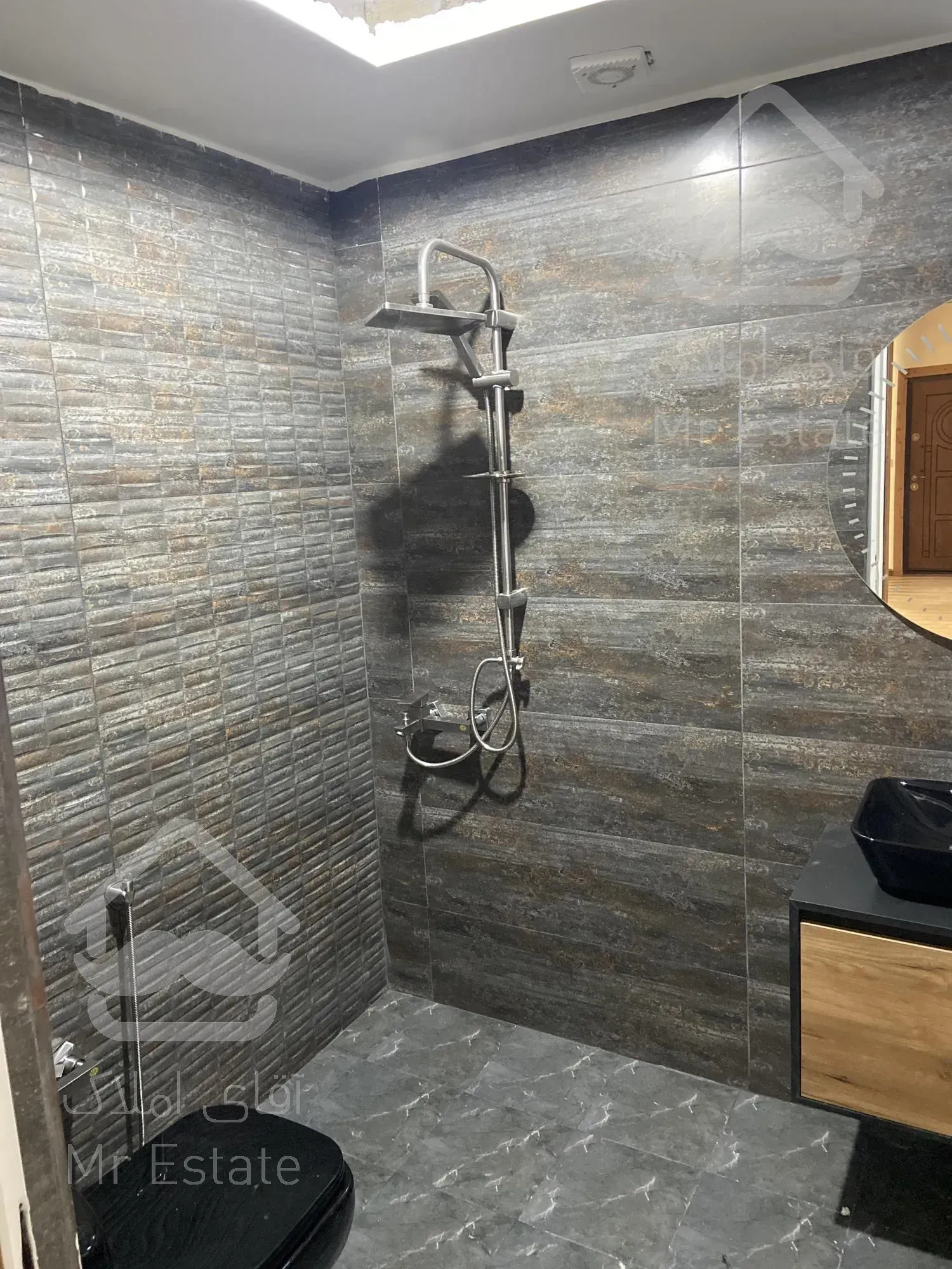 اپارتمان در پردیس تاپ لوکیشین