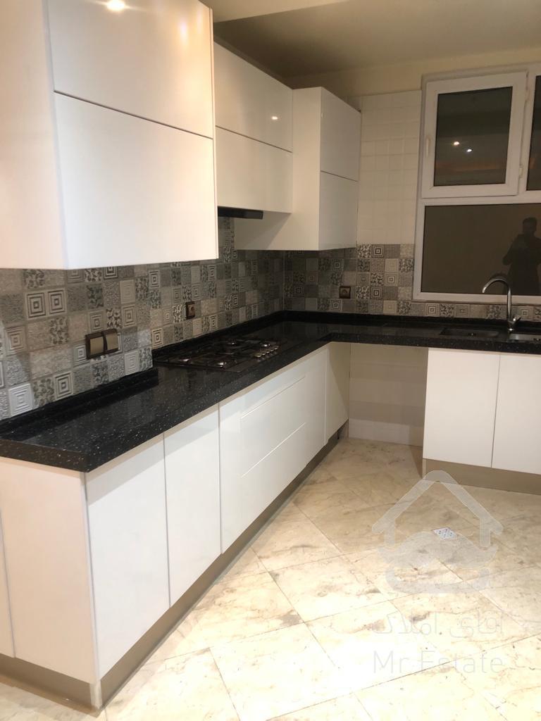 ۶۵متر/کم واحد/بسیار خوش نقشه/لوکیشن قوی