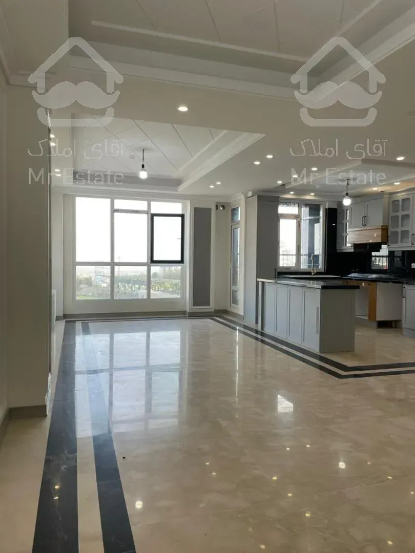 ۸۰متر*خطی رو به آفتاب*تاپ لوکیشن*