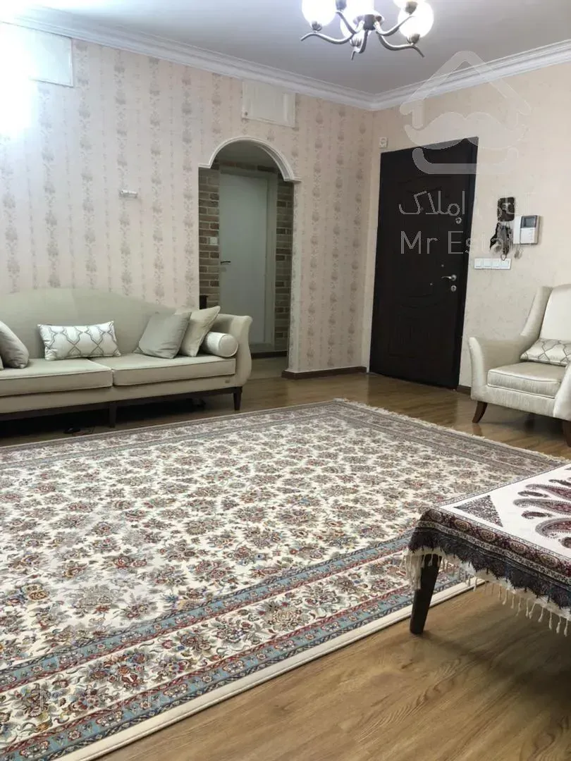 ۱۵۰ متر غرق نور