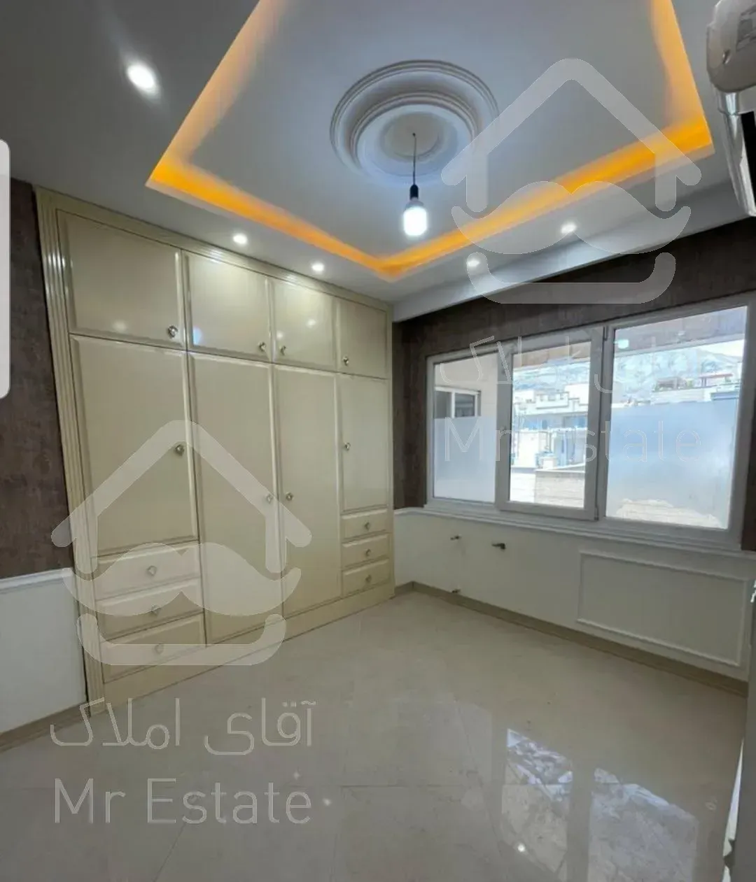 فروش ملک مستغلاتی نوساز بصورت یکجا