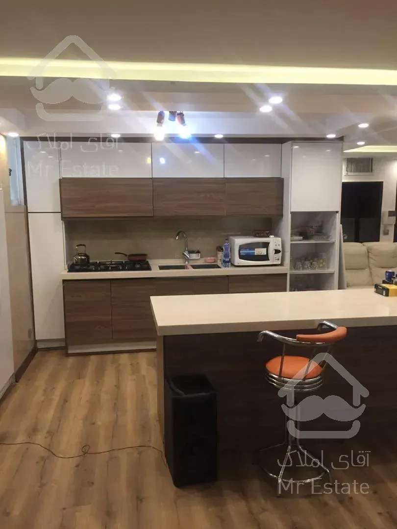 ویلایی۴۰۰متربنا در۲طبقه مجزا-اعیان نشین وقلب شهرک-فایل شخصی