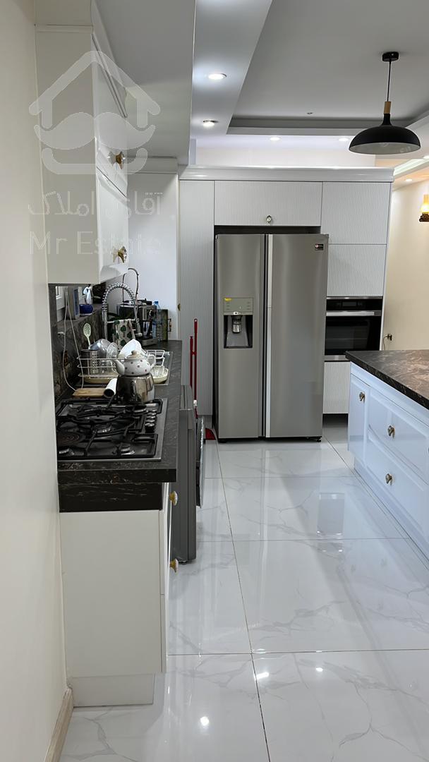 آپارتمان ۱۹۲ متر برای اجاره در فرمانیه