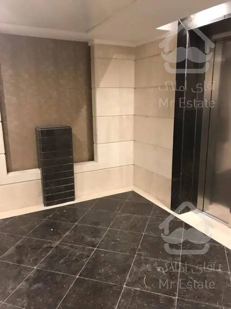 ۹۰۰متر سنداداری-ساختمان برند-ویودار-مشابه نوساز-فروشنده۱۰۰درصد-شهرک غرب