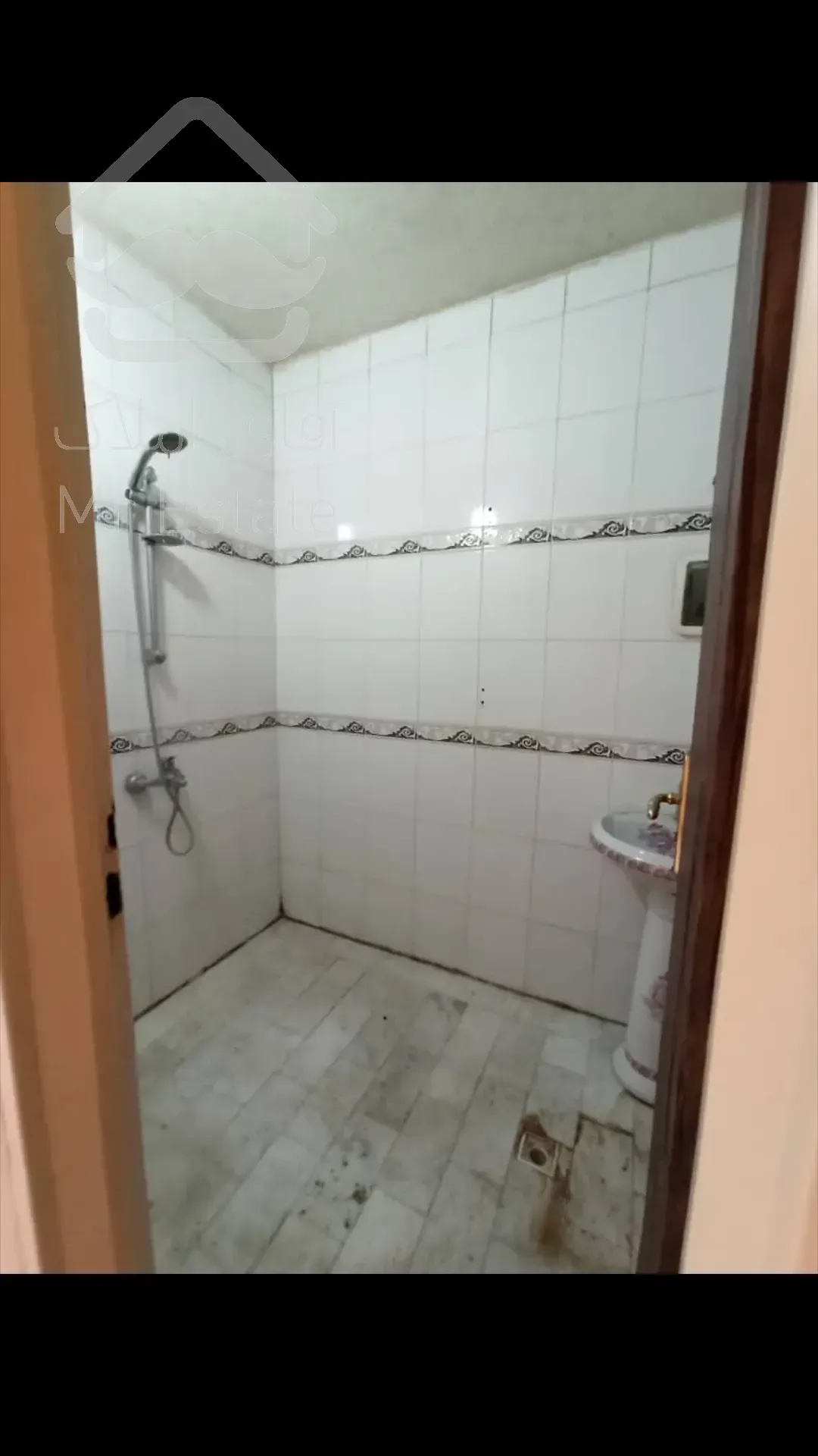 کلنگی جنوبی بازسازی شده شهرک چشمه دهکده المپیک منطقه۲۲