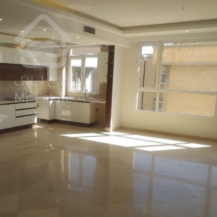 ۹۰ متر/دو کله غرق نور/بهترین لوکیشن/کم واحد