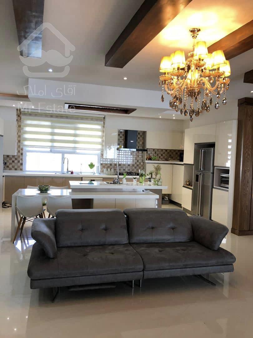 ۱۴۰مترفول امکانات/۲پاارکینگ سندی/5ساله/فروشنده واقعی/شهرک غرب