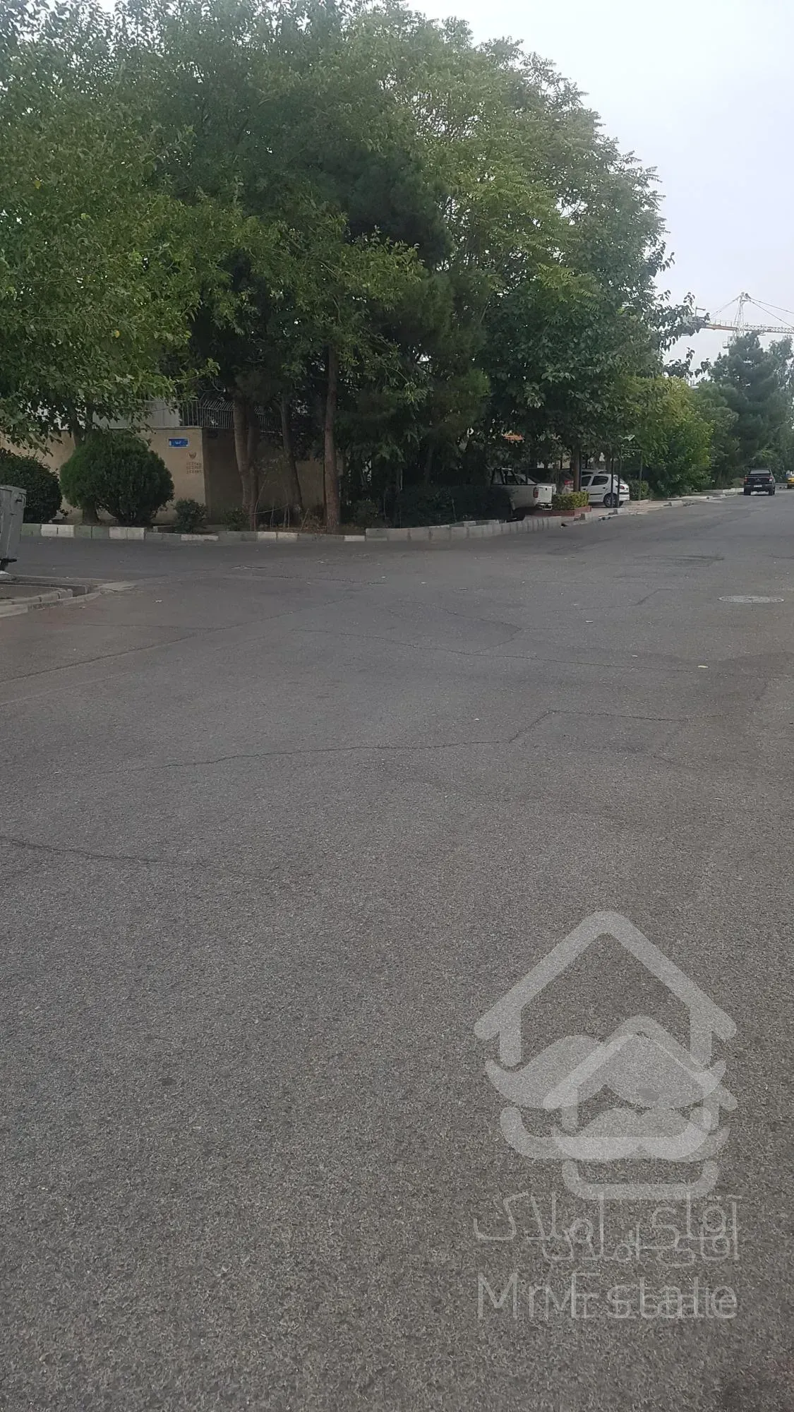 فروش ملک مستغلاتی نوساز بصورت یکجا موقعیت اداری