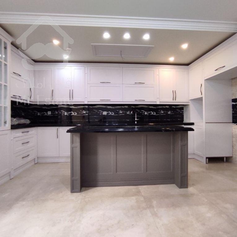 ۷۵ متر/نوساز ترین قدیمی چهارباغ/سالن پرده خور