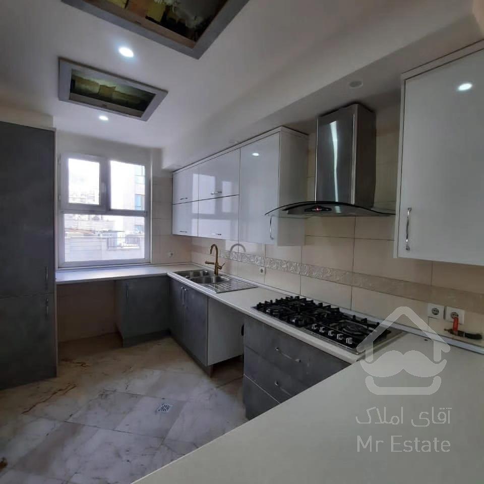 ۸۲متر/بدون پرتی/لوکیشن ودسترسی عالی