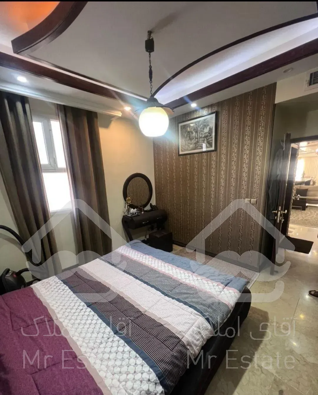 ۹۰متر*سالن یک تکه بدون پرتی*تاپ لوکیشن