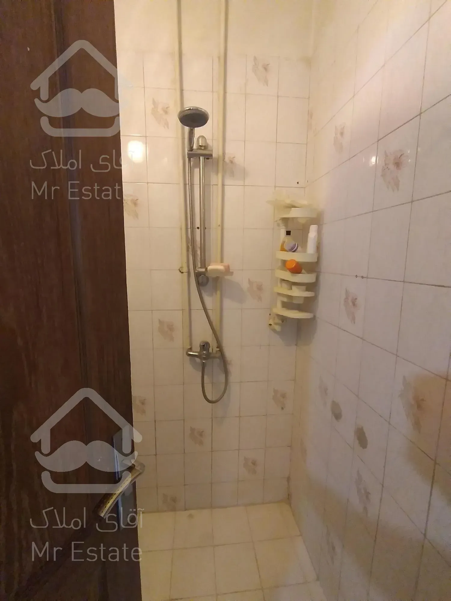 ۵۰ متر تمیز. طبقه همکف. بهار جنوبی