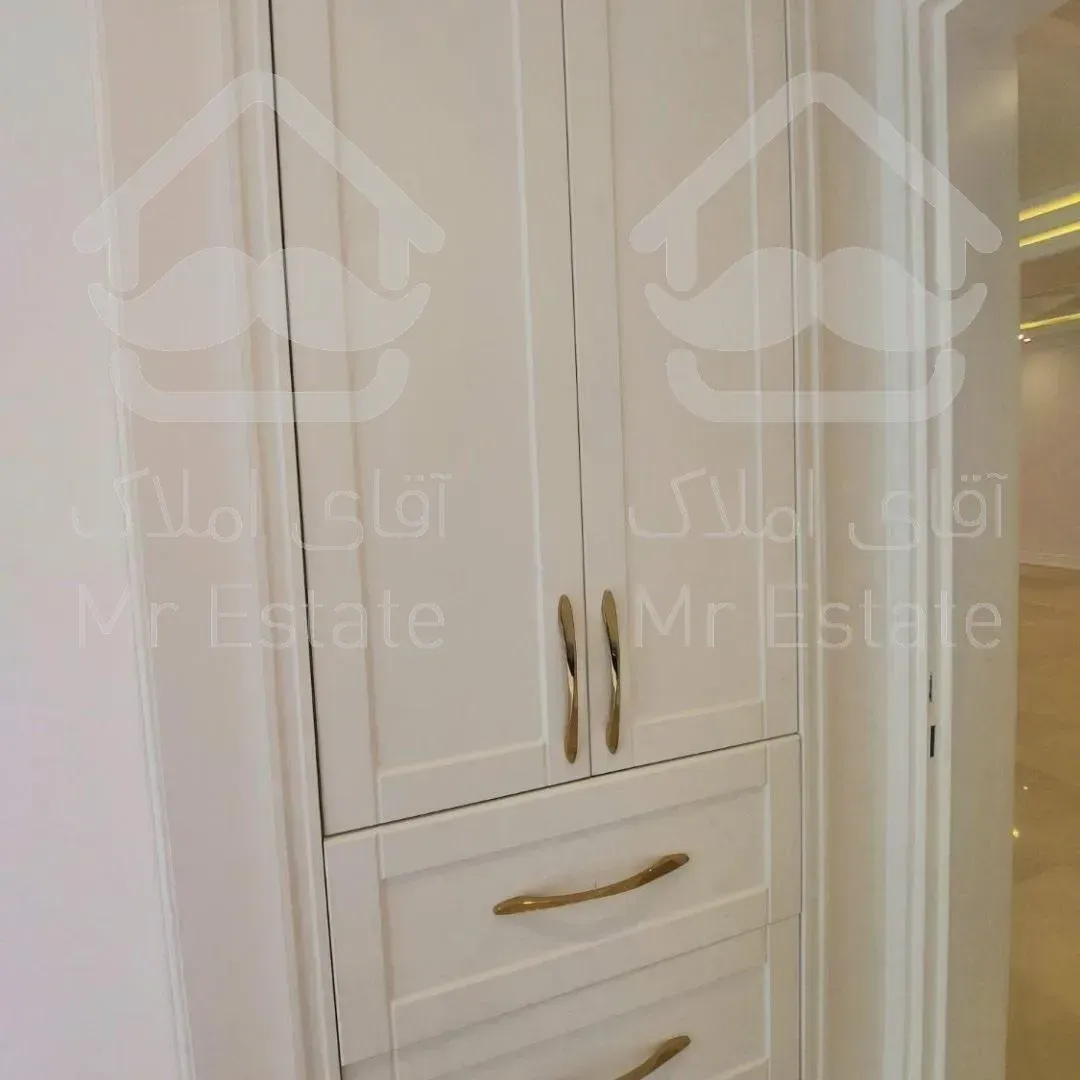 ۱۳۵ متر فول امکانات رو به آفتاب سازمان برنامه