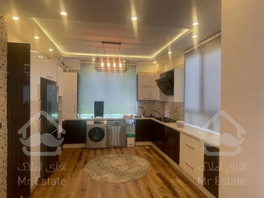 ۱۰۰۰ متر ویلا ۳۵۰ متر بنای لاکچری تهراندشت زعفرانیه